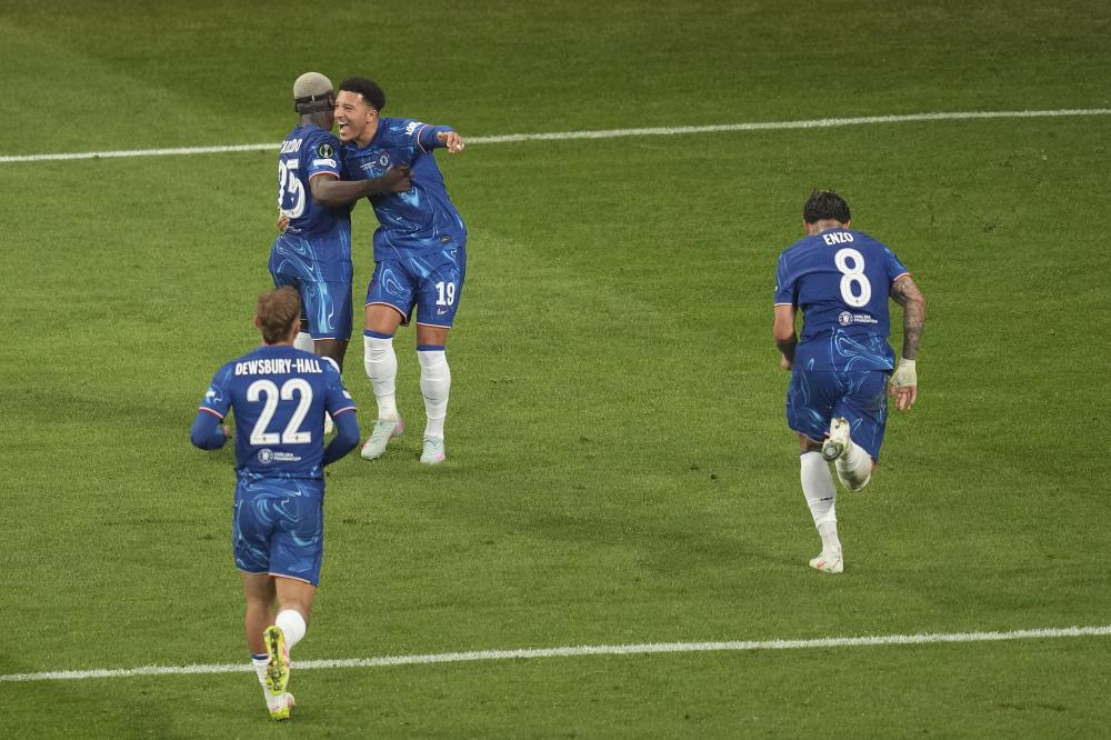 媒体人：成都蓉城一年三换董事长，新一任在走流程了