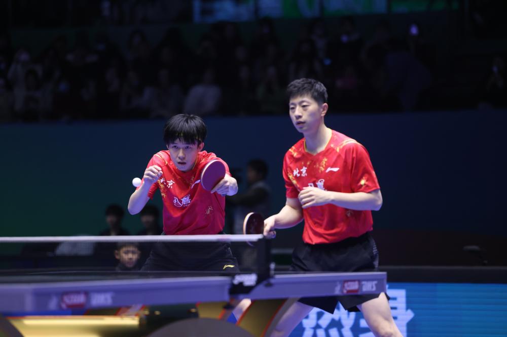 球迷：这球把我看乐了